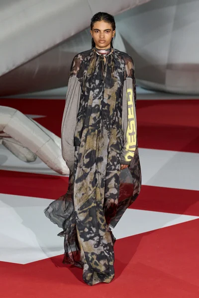 Look 35